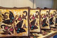 bantal-tangan-etnik-buatan-pengrajin-lokal_b9952f46e.jpg